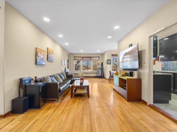 1015 Old Post Road 2C, Mamaroneck NY 10543