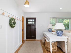 2 Meadowlark Lane, Huntington NY 11743