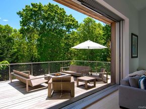 94 Tanager Lane, Water Mill NY 11976