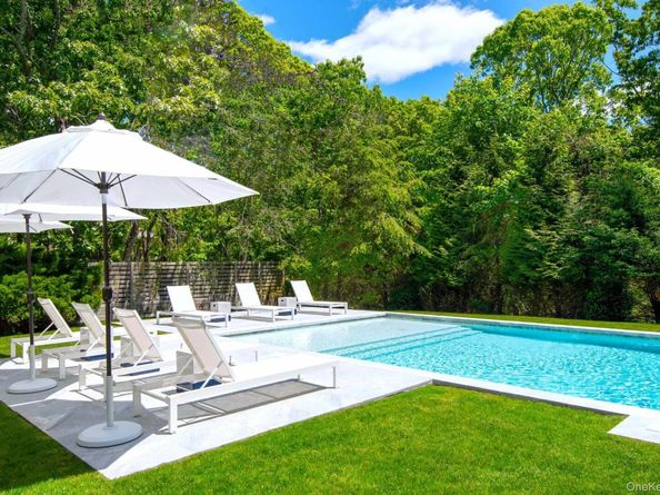 94 Tanager Lane, Water Mill NY 11976