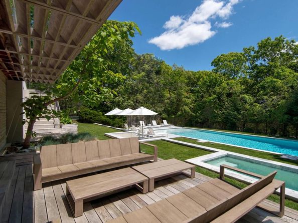 94 Tanager Lane, Water Mill NY 11976