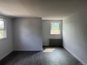 35 Forest Avenue, West Babylon NY 11704