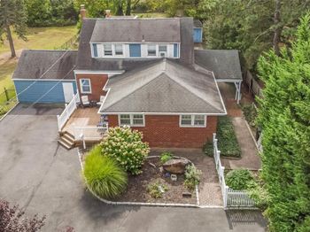 35 Forest Avenue