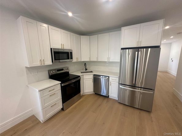 1725 Hone Avenue, Bronx NY 10461