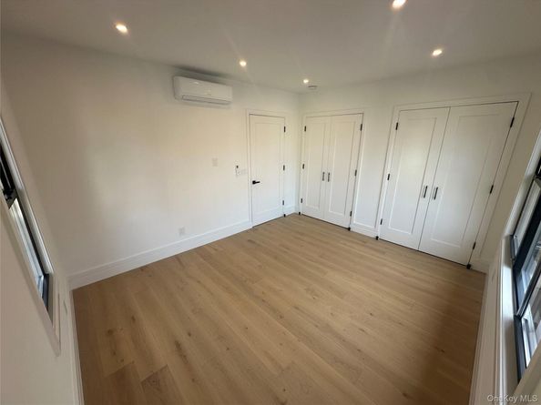 1725 Hone Avenue, Bronx NY 10461