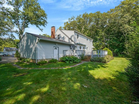 123 Parkside Avenue, Miller Place NY 11764