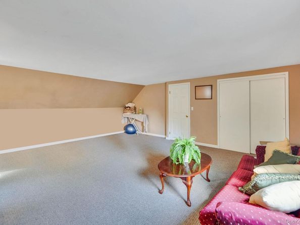 123 Parkside Avenue, Miller Place NY 11764