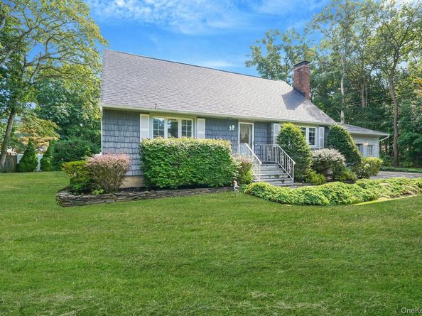 123 Parkside Avenue, Miller Place NY 11764