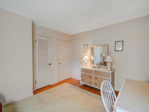 123 Parkside Avenue, Miller Place NY 11764