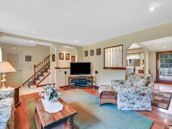123 Parkside Avenue, Miller Place NY 11764