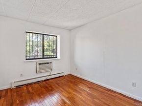 147-45 Barclay Ave 2, Flushing NY 11355