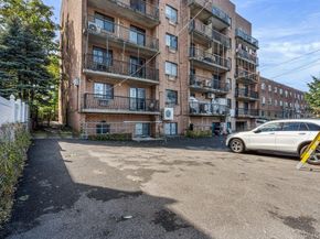 147-45 Barclay Ave 2, Flushing NY 11355