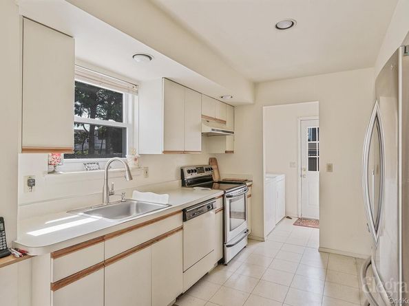 21 Apple Blossom Lane, East Patchogue NY 11772