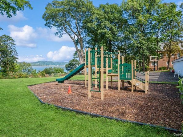 737 N Broadway 2D, Hastings-on-Hudson NY 10706
