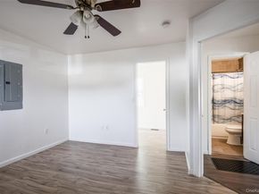 457 N Monroe Avenue, Lindenhurst NY 11757