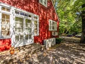 44 Shelburne Road, Yonkers NY 10710