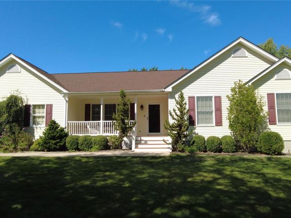 78 Southfield Road, Baiting Hollow NY 11933