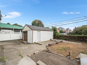 15044 87th Road, Briarwood NY 11432