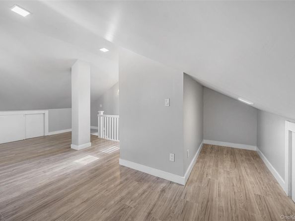 15044 87th Road, Briarwood NY 11432