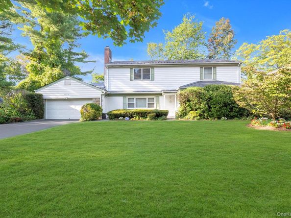 36 Somerset Drive S, Great Neck NY 11020