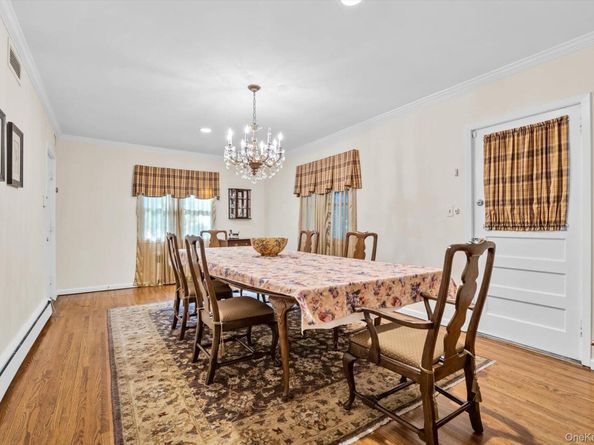 36 Somerset Drive S, Great Neck NY 11020