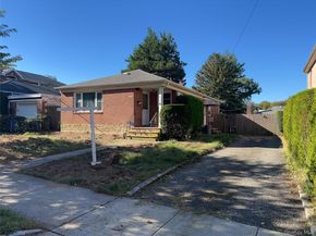 5110 248th Street, Little Neck NY 11362