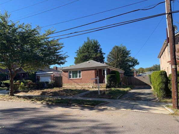 5110 248th Street, Little Neck NY 11362