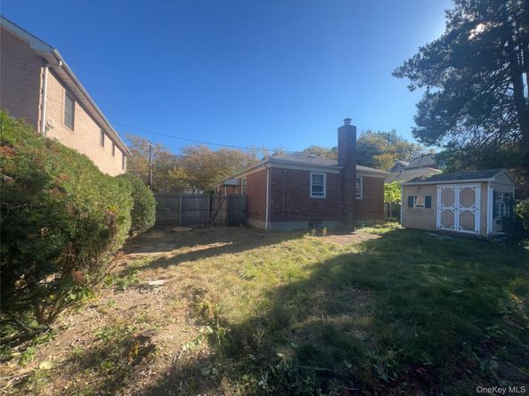5110 248th Street, Little Neck NY 11362