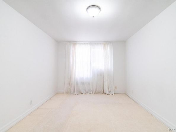 1 Sadore Lane 5A, Yonkers NY 10710