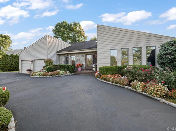 1 Castle Drive, Woodbury NY 11797