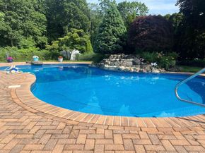 1 Castle Drive, Woodbury NY 11797