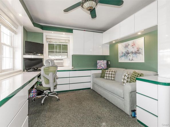 548 E State Street, Long Beach NY 11561