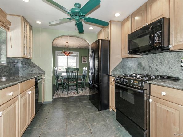 548 E State Street, Long Beach NY 11561