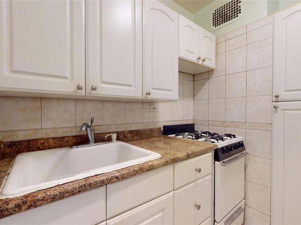 99-10 60th Avenue 2L, Corona NY 11368