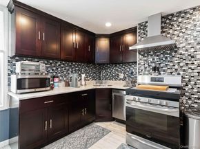 91-16 115th street, Richmond Hill NY 11418