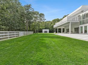198 Two Holes of Water Road, East Hampton NY 11937