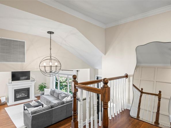 7 Driftwood Drive, Glen Cove NY 11542