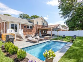 7 Driftwood Drive, Glen Cove NY 11542