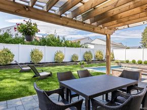7 Driftwood Drive, Glen Cove NY 11542