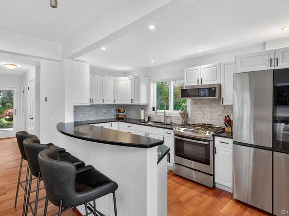 602 McKinley Terrace, Centerport NY 11721