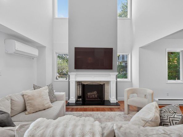 602 McKinley Terrace, Centerport NY 11721