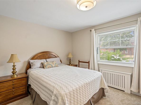 251-42 61st Avenue 11149, Little Neck NY 11362