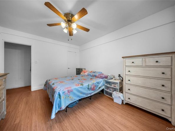 22424 Union Turnpike 1H, Oakland Gardens NY 11364