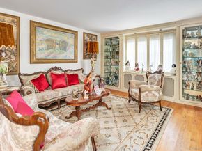 34 W 2nd Street, Freeport NY 11520