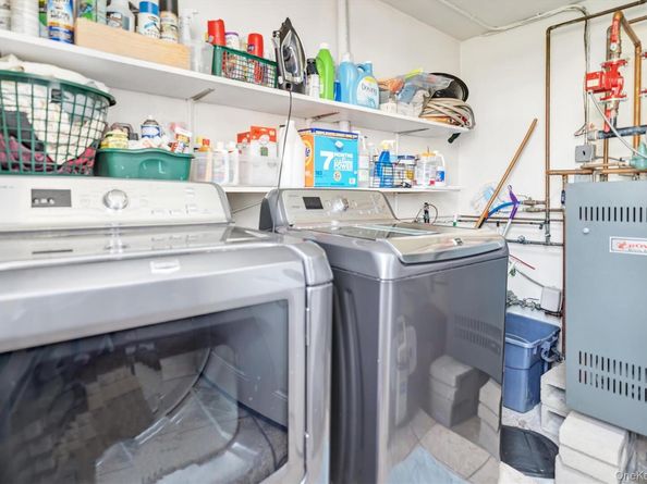 34 W 2nd Street, Freeport NY 11520