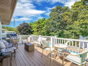 5 Hermart Lane, Ronkonkoma NY 11779