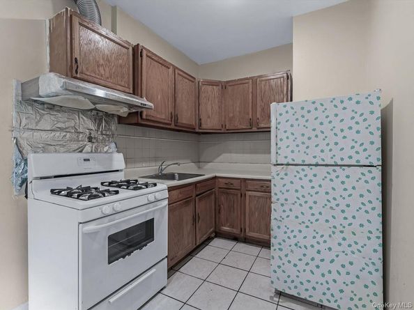 144-44 Sanford Avenue 3A, Flushing NY 11355