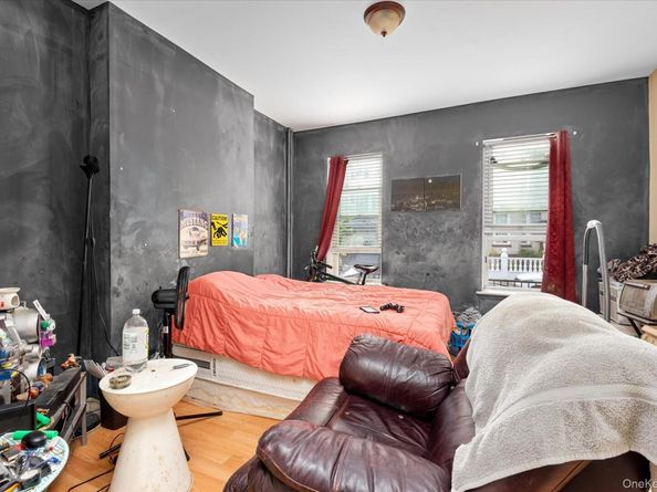 285 Lincoln Avenue, Brooklyn NY 11208