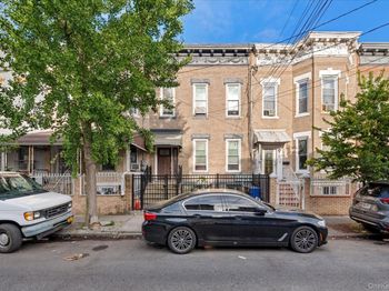 285 Lincoln Avenue