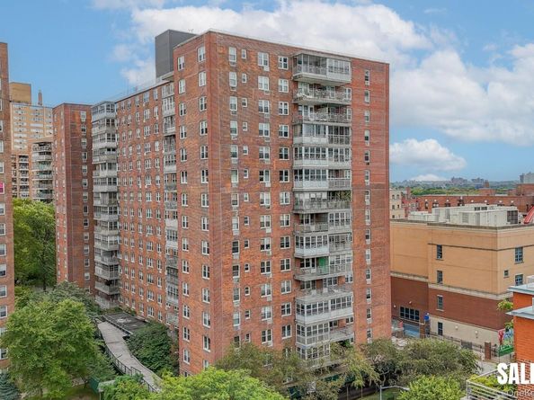 138-10 Franklin Avenue 12A, Flushing NY 11355